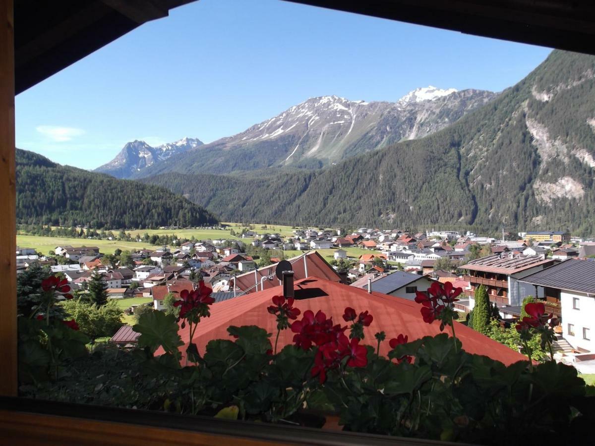 Ferienwohnung Haus Domenig Umhausen Exterior foto